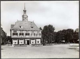 Vlisslingen, Niederlande. Alte Börse. Straßenansicht
