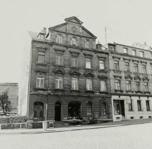 Glauchau, Wohnhaus, Straßenansicht