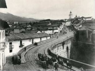 Einfahrt von Quito, Süden