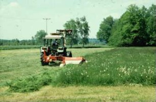 Fotografie: Futtererntetechnik, Mähwerk, Scheibenmähwerk