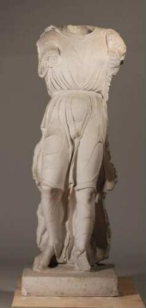 Langgewandeter Apollon Kitharodos