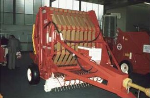 Fotografie: Erntetechnik, Ballenpresse, Rundballenpresse