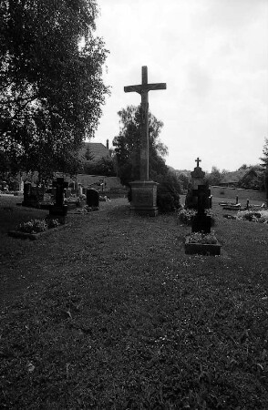 Friedhofskreuz (Friedhofskreuz); Eiterfeld, Am Schwesternhaus