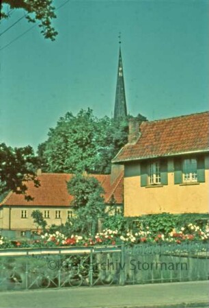 Besttorstraße: Besttorbrücke mit Blick auf Peter-Paul-Kirche