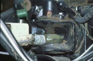 Fotografie: Sensortechnik, Wiegetechnik, Einachsanhänger, Zugmaul, Dehnungsmessstreifen (DMS)