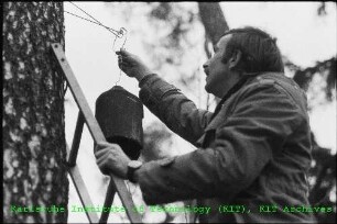 Aktion des Deutschen Bundes für Vogelschutz (DBV) auf dem Gelände des Kernforschungszentrums Karlsruhe (KfK)