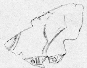 Fragment eines dünnen Blechs, sehr zerdrückt. Von der Darstellung ist der Rest eines stehenden Tiers erhalten, ...