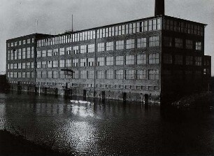 Palmolive-Binder & Ketels GmbH, Hamburg-Billbrook (aus der Serie "Hamburg als Industrieplatz")
