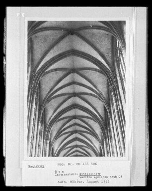 Magdeburg, Dom St. Mauritius und St. Katharina, Innenaufnahme, Langhaus : Mittelschiff, Gewölbe nach Osten