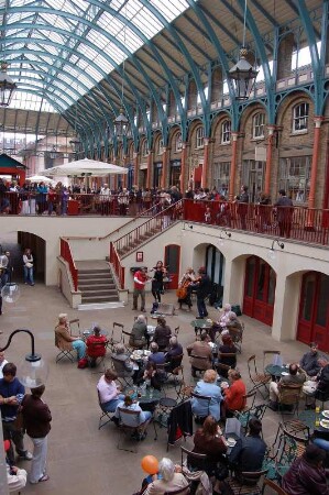 Kleines Konzert im Markt-und Theaterviertel Covent Garden