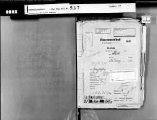 Beklagter: Prick, Richard; Zeuge: Bakels, Henri; Zeuge: Stollenwerk, Anna, geb. Münch; Zeuge: Paulus, Anni; Zeuge: Roehl, Cornelia; Zeuge: Hovel, Egidius; Zeuge: Moll, Konrad; Zeuge: Willms, Heinrich; Zeuge: Bock, Johann; Zeuge: Schartmann, Heinrich; Zeuge: Prick, Martha, geb. Engelhardt; Zeuge: Faber, Hubert: Schwarzschlachtung