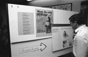 Ausstellung "Frauen im Krieg" und "Frauen für den Frieden" der Arbeitsgemeinschaft sozialdemokratischer Frauen im Jugendheim Anne Frank