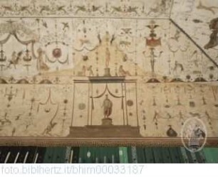 Groteskendekoration, Längsseite mit Darstellunen von Mars und Venus sowie einer weiblichen Gottheit