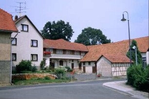 Dreiseithof, große Nebengebäude, Oberlaube