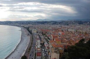 Nizza - Stadtübersicht : Totale Stadtübersicht vom Schlossberg auf Nizza, 2006