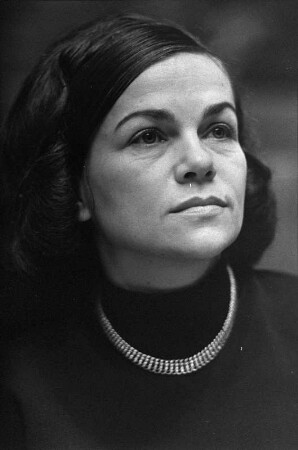 Elisabeth Breul : Portrait der Opernsängerin Elisabeth Breul, vermutlich aufgenommen in Leipzig