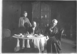 Der lebende Leichnam. Schauspiel nach Leo Tolstoi. Staatsschauspiel Dresden, vermutlich Spielzeit 1922/1923 : Szenenbild