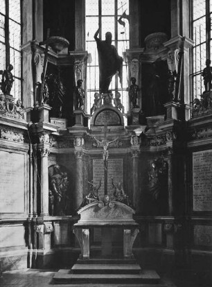 Der Altar der kurfürstlichen Begräbniskapelle
