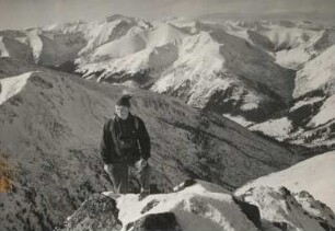 Tatry Wysokie (Hohe Tatra/Polen). Bergsteiger beim Aufstieg zum Swinicagipfel