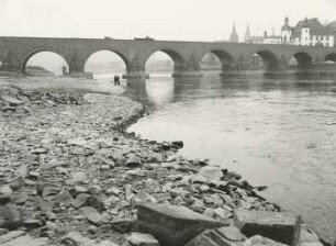 Niedrigwasser in Koblenz