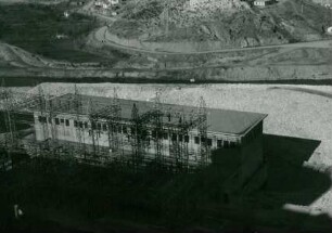Staumauer, 1952-1956