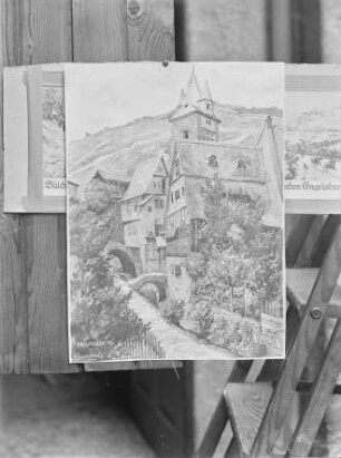 Studiosituation mit Darstellung des Marktturms in Bacharach von Felix Schulze (Aquarell)