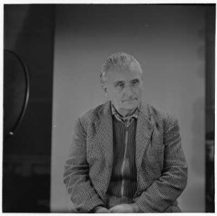 Passfoto FuE Werkstatt Film 2; Hammer und Ofen Ingenieurarbeit Kollege Jurvell