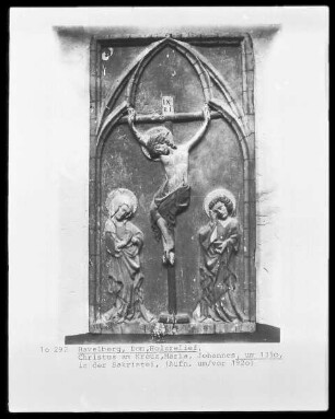 Christus am Kreuz mit Maria und Johannes