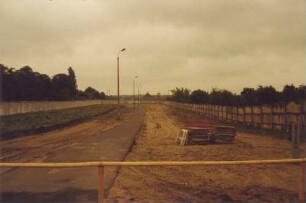 Grenzstreifen entlang des Finkenkrugers Wegs am Torweg in Staaken