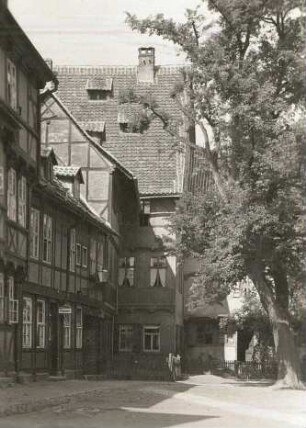 Quedlinburg : Fachwerkhäuser an der Südwest-Ecke des Marktkirchhofes
