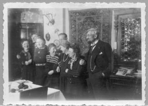 Familientreffen mit Etha und Hans Richter (wahrscheinlich in Dresden)