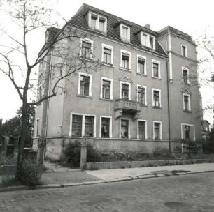 Dresden-Trachau, Am Trachauer Bahnhof 3. Wohnhaus (um 1900). Straßenansicht