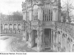 Wallpavillon