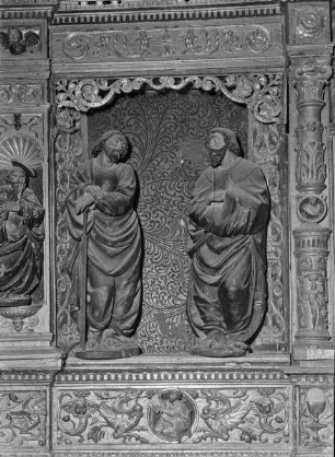Hochaltar, Untergeschoss, rechter Teil: Apostelfiguren (?)