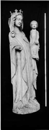 Freiburg Augustinerkloster Madonnafigur mit Kind (um 1320)