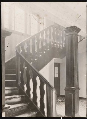 Polizeigebäude, Amtsgericht, Oldenburg/Holstein: Ansicht der Treppe