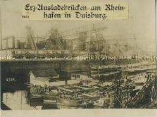 Boote im Rheinhafen Duisburg