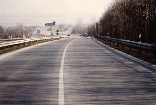 AS Teningen, Ostseite, Einmündung in L 114
