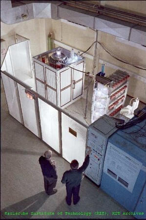 Gepulste Elektronenstrahlanlage (GESA) zur Oberflächenbehandlung am Institut für Neutronenphysik und Reaktortechnik (INR)