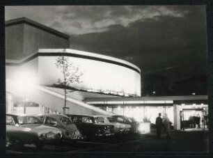 Schauspielhaus, Wuppertal: Ansicht Haupteingang / Nachtaufnahme