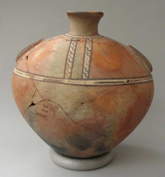 Clay vessel