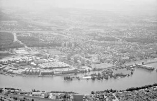 Basel (Schweiz): Rhein mit Birsfelden