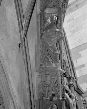 Portal mit Vorhalle — Portalvorhalle — Rechter Arkadenbogen — Prophet