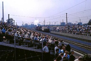 Nürnberg: Dutzendteich: Fahrzeugparade