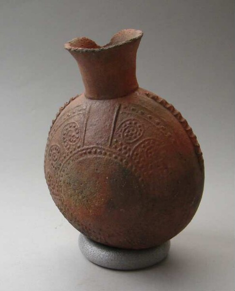 Clay vessel