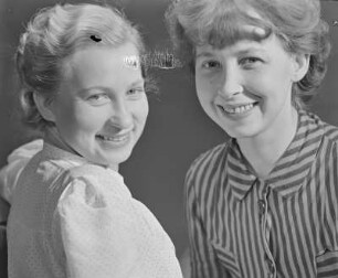 Elisabeth Gremmler (rechts) und eine Freundin