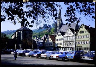 Esslingen: Marktplatz mit St. Paulsmünster und Turm der gotischen Frauenkirche