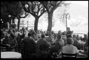 Bad Ischl: Kaffeegäste auf der Esplanade