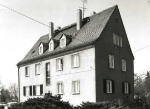 Meißen-Bohnitzsch, Tschuckestraße 2. Wohnhaus (bezeichnet 1939)
