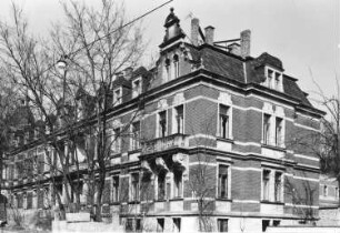 Dresden-Neustadt, Radeberger Straße 34 / Louis-Braille-Straße 10. Doppelwohnhaus (1899). Straßenansicht (Louis-Braille-Straße)